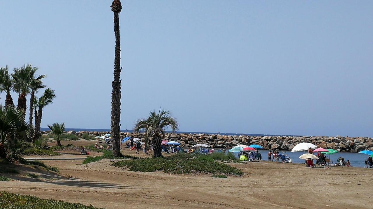 شقة La Colonia Playa أغيلاس المظهر الخارجي الصورة
